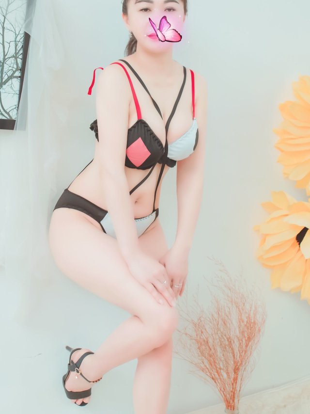 KỲ DUYÊN Gái Gọi Qua Đêm Hà Nội – Vẻ Đẹp Tự Nhiên, Vú Bưng Cực Đẹp, Hàng Cực Ngoan | Gái Gọi Cao Cấp Long Biên